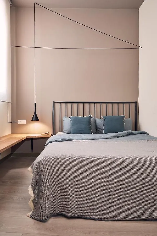 Maya - Two Bedroom In Enric Granados Barcelona